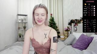 rosiesilver - [Video] adult cute shaved sex