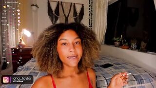 zendayaphyton - [Video] busty kissing femdom piercing