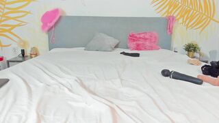 pinkyishere - [Video] sensual private fingers teen