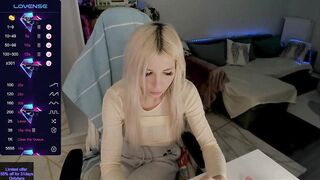 mermaidrozalia - [Video] fingers piercing perfect queen