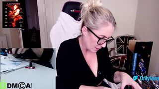 britishladya - [Video] European braces milf masturbate