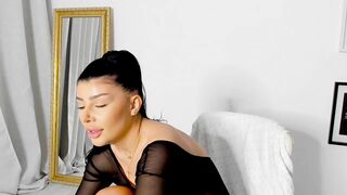 moniqueeass - [Video] fit instagram cutie lush