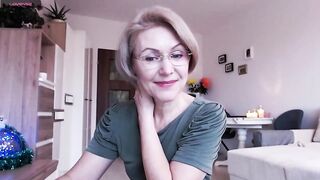 jasmin18v - [Video] sensual wet blonde handjob