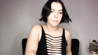 queenb2626 - [Video] bush fansy cam solo