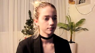 juliarios - [Video] girl latex tall blonde