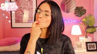 soysaraa_ - [Video] prostitute fun cum show handjob