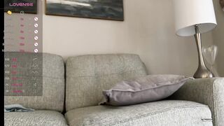 mia1402 - [Video] spy cam joi fetish kissing