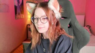 lunar_sofia - [Video] shaved vagina hentai braces