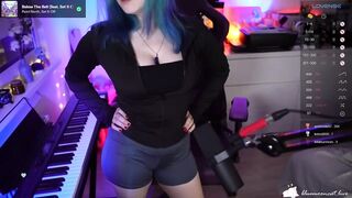 blue_mooncat - [Video] private show beatiful cam show pornhub