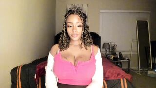 napudi1 - [Video] fitness big lips camera web cam sex