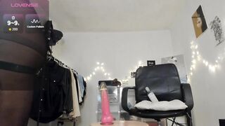 yury_sun - [Video] legs clip kissing cosplay