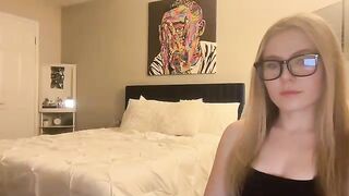 emilytaylorxo - [Video] spank anal porn busty first time