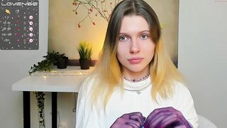 babyy_hanna  - Record  [Chaturbate] riding 19yo shaved kissing