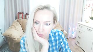 brightcristall  - Record  [Chaturbate] coed francais enema fingering