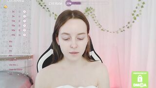 bae_cake - [Video] love deep iteractivetoy kissing