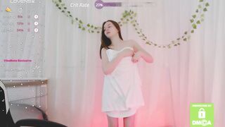 bae_cake - [Video] love deep iteractivetoy kissing