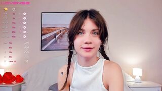 gwinneta - [Video] kissing puffy nipples horny alone