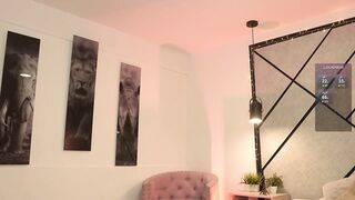 laura_roldan - [Video] record fuck machine body big clit