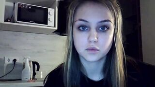 starshinex - [Video] teen nasty fingers anal play