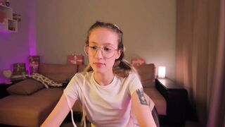 skyewavy - [Video] adorable office young camera