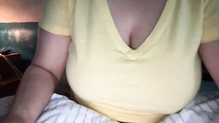 loveablekate - [Video] big pussy lips fit leggings sensual