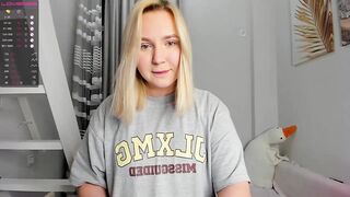 _dewpoint_ - [Video] shy clip dildo fucking femdom