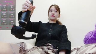 n_hibiki - [Video] shaved anal play findom blonde