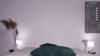 lili_summer - [Video] submissive natural tits flexible perfect