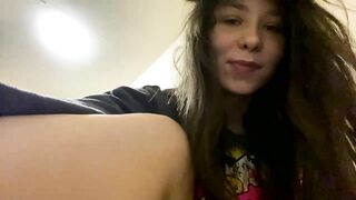 aliceinherwonderland1 - [Video] boobies pornstar alone asshole