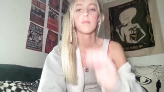 cutelondonp - [Video] deep ass natural big pussy