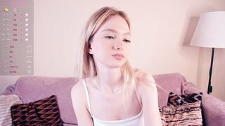 h0lyangel - [Video] sensual feet big nipples dance