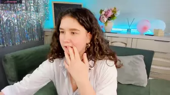 Videos Tagged with ariella_sol