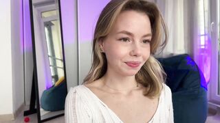 elli_harmon - [Video] wet goddess bi nest