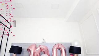 julietastong - [Video] curvy bi alone erotic