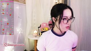 sunny_sonnie - [Video] domi big lips iteractivetoy fantasy