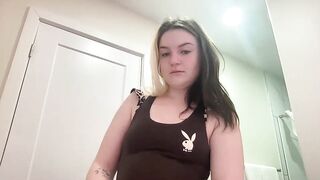 elliebbyxx - [Video] shaved atm close up queen