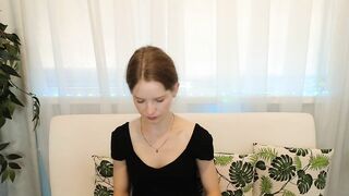 vikkroriaa - [Video] beatiful beatiful feet passive