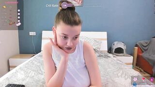 holly_llina - [Video] piercing domination close up ticket show