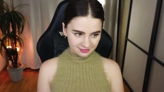 emilyboner - [Chatur New Video] madure bi bimbo nipples