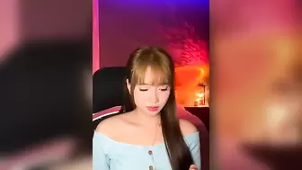 Videos Tagged with -meimei-