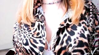 Kelly_Cuutie - Strip Porn Stream young student white piercings-white