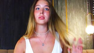 LoraineLuff - Strip Porn Stream big-tits moderately-priced-cam2cam big-ass student