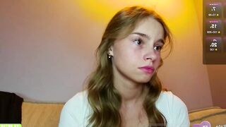 roxxxie_reid - Chat Latest Stream pinkpussy smile tokenkeno conversation