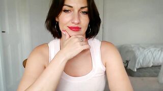 mallinia - Chat Latest Stream collegegirls brat hush braces