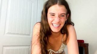 yourgirlnicolexo - Chat Latest Stream lovenseon smalltits bigbelly veryhard