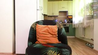 harmonicdiv - Chat Latest Stream Streamed session bigsquirt chill belly