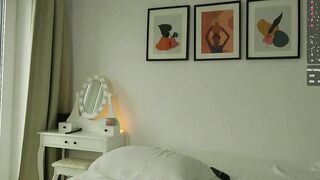 hell_lo - Chat Latest Stream nails belly cum monstergirlisland