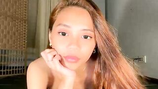 belle_pepper - Chat Latest Stream tall maid chastity legs