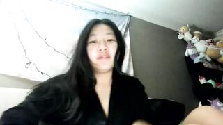 hiddenr0se - Chat Latest Stream biglips greeneyes showershow socks