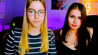 niko_lle - Chat Latest Stream dom chocolate gfmaterial piercing